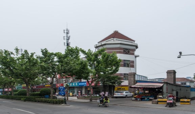 桃浦路1150號：地鐵11號線祁連山路站旁，出行無憂